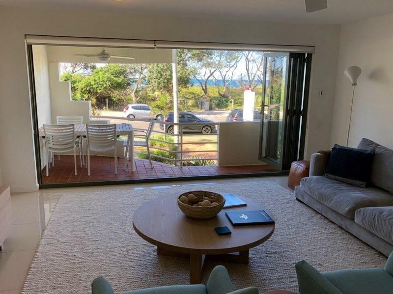 Camargue Beachfront Apartments Маручидор Экстерьер фото