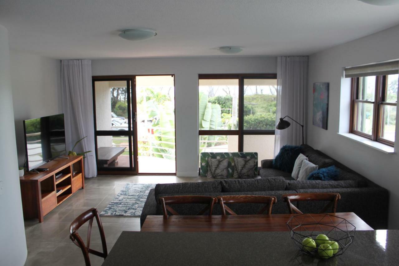 Camargue Beachfront Apartments Маручидор Экстерьер фото